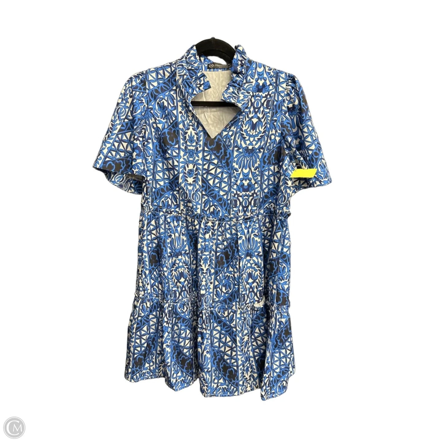 Dress Casual Short By Clothes Mentor In Blue & White, Size: S