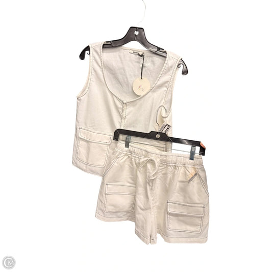 Shorts Set By Clothes Mentor In White, Size: M