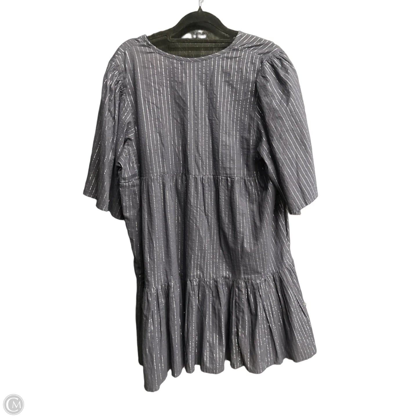 Dress Casual Short By Clothes Mentor In Blue & Silver, Size: M