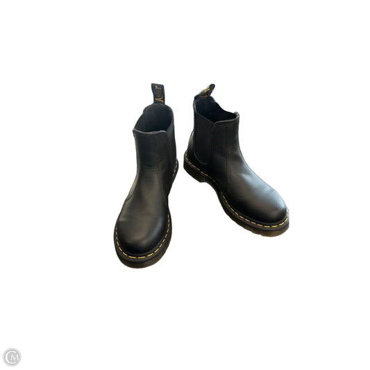 Boots Ankle Flats By Dr Martens In Black, Size: 6