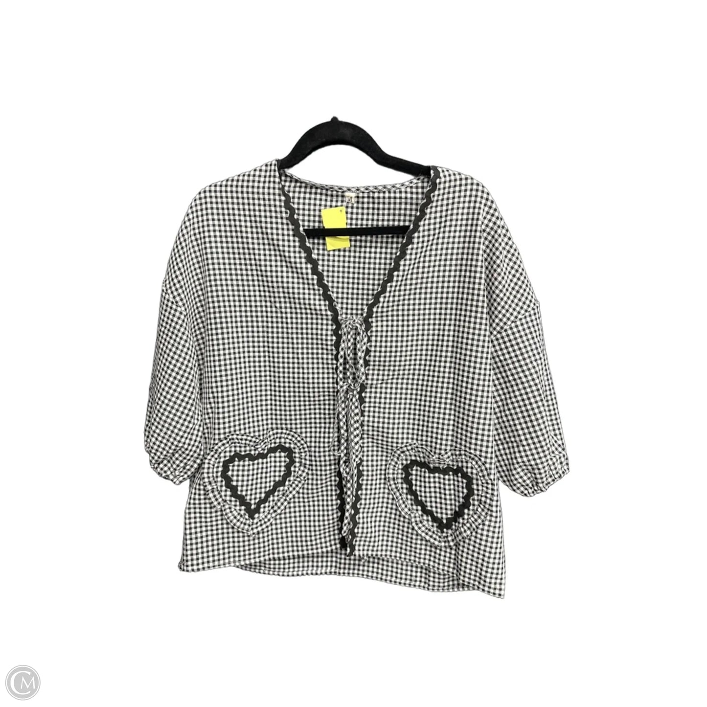 Top Short Sleeve By Clothes Mentor In Black & White, Size: M