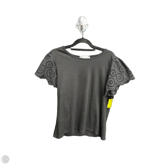 Top Short Sleeve By Chelsea And Theodore In Black, Size: Xl