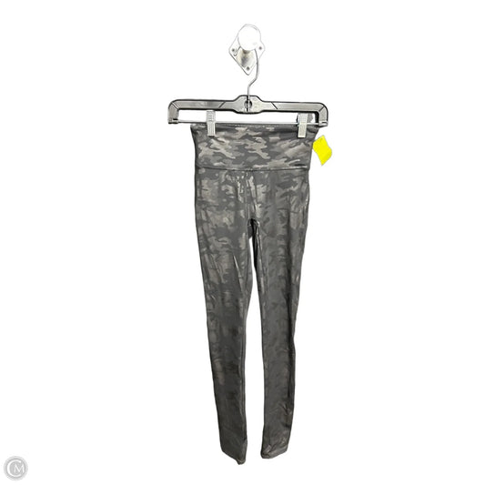 Athletic Leggings By Spanx In Camouflage Print, Size: Xs