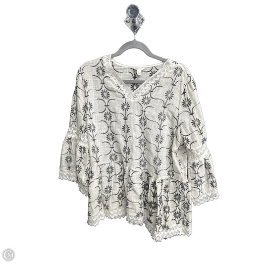 Top Long Sleeve By Cato In White, Size: L