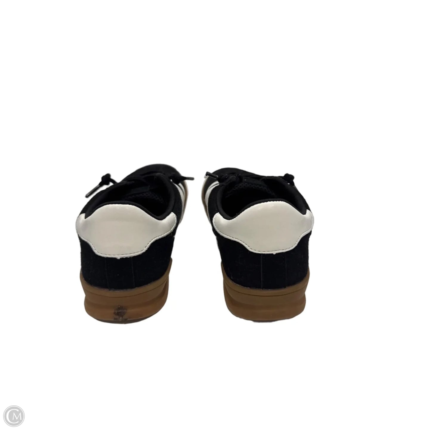 Shoes Sneakers By Clothes Mentor In Black, Size: 7.5