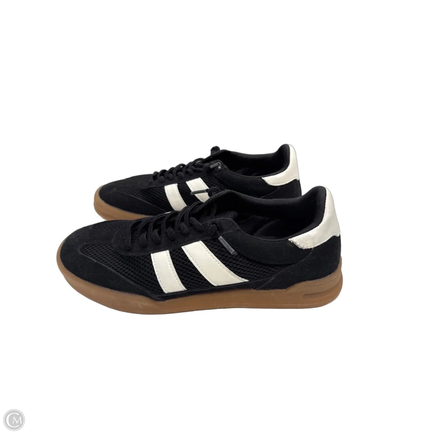 Shoes Sneakers By Clothes Mentor In Black, Size: 7.5