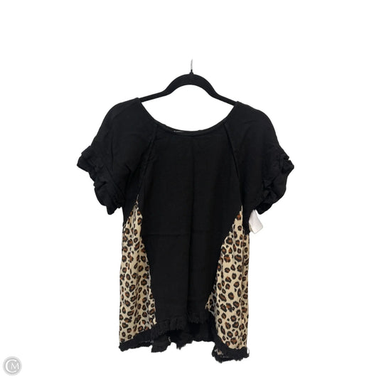 Top Short Sleeve By Umgee In Animal Print, Size: M