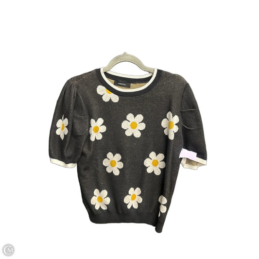 Top Short Sleeve By Dokotoo In Black & Yellow, Size: M