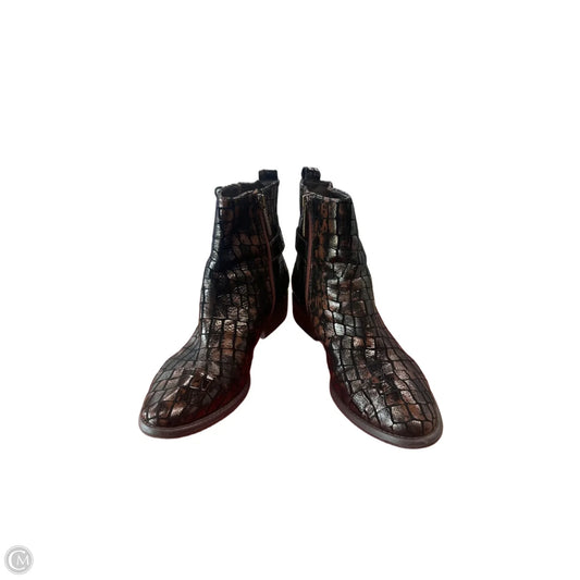 Boots Ankle Flats By Donald Pliner In Animal Print, Size: 7.5