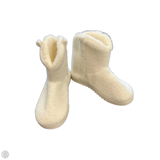 Boots Ankle Flats By Mia In White, Size: 8