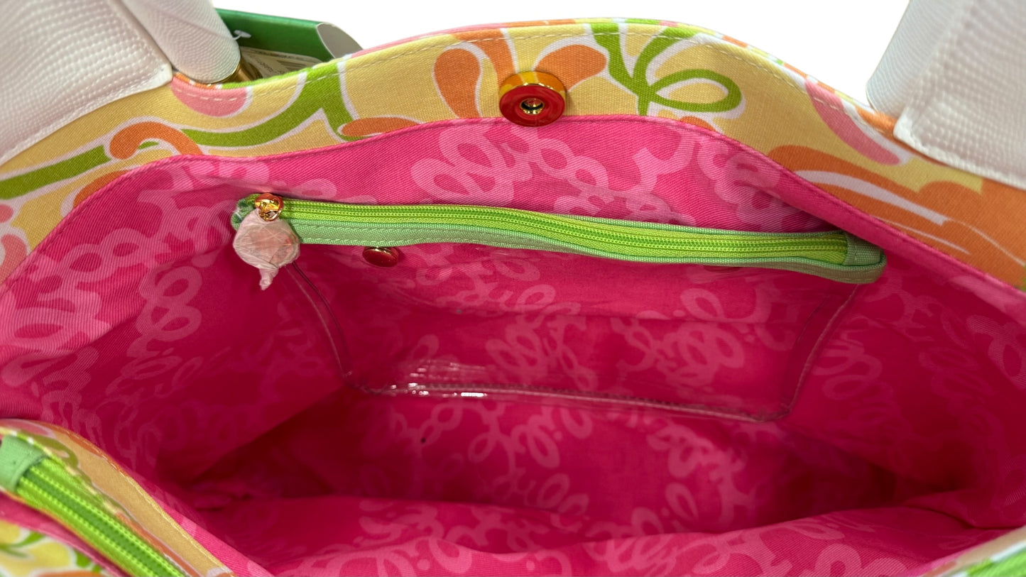 Handbag Designer By Lilly Pulitzer, Size: Medium